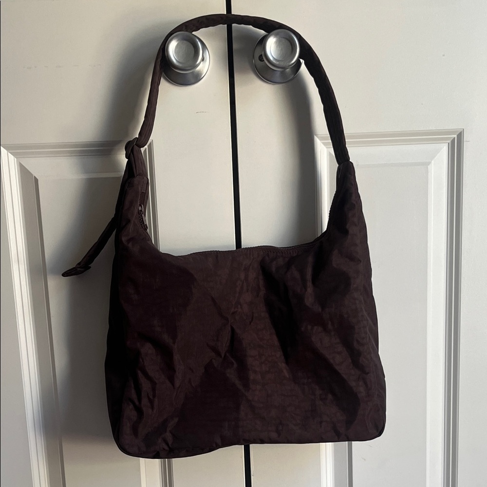BAGGU Nylon Shoulder Bag Chocolate Plum